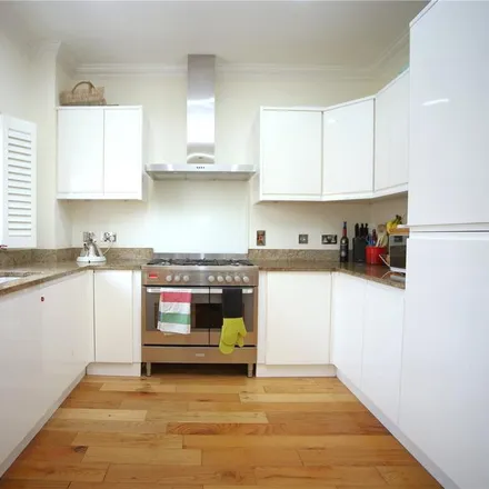 Rent this 4 bed townhouse on 5 Old Bath Road in Cheltenham, GL53 7QF