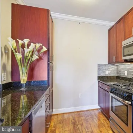 Image 8 - The Isabella, 6301 Edsall Road, Alexandria, VA 22312, USA - Condo for rent