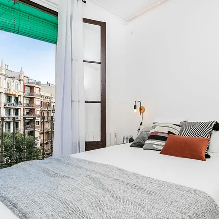 Image 1 - Carrer de Sepúlveda, 107, 08001 Barcelona, Spain - Apartment for rent