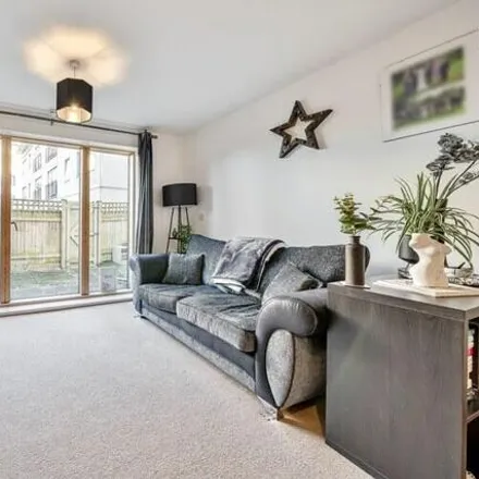 Buy this 1 bed apartment on Highfield House in Roe Green Lane, Hatfield