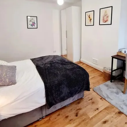 Rent this 1 bed apartment on Ardoch Road in London, SE6 1SJ