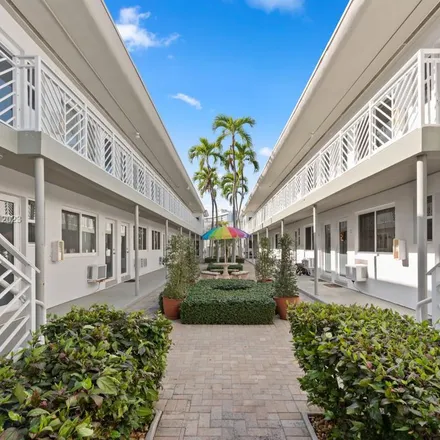 Image 6 - 7425 Byron Avenue, Atlantic Heights, Miami Beach, FL 33141, USA - Apartment for rent