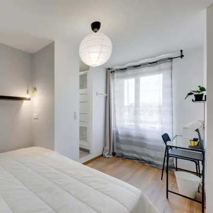 Rent this 1 bed room on 150 Avenue Lacassagne in 69003 Lyon, France