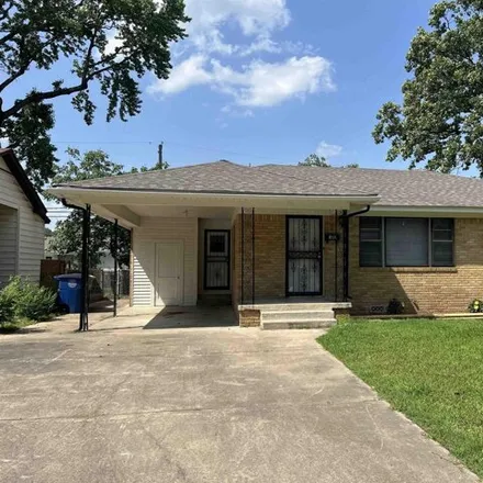 Buy this 3 bed house on 371 West J Street in North Little Rock, AR 72116