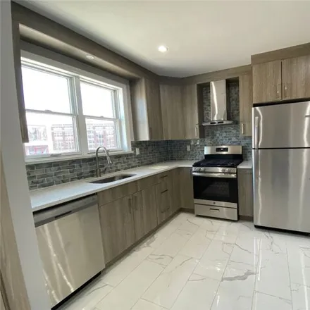 Buy this 1 bed condo on 31-14 38th Avenue in New York, NY 11101