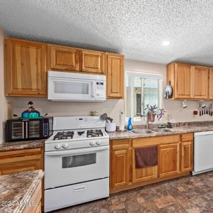 Image 7 - East Bluefield Avenue, Phoenix, AZ 85024, USA - Apartment for sale