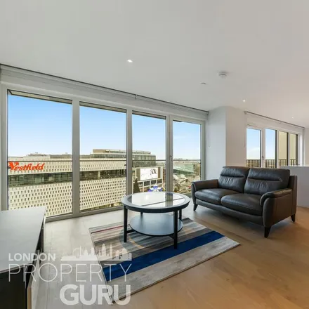 Image 1 - Fountain Park Way, London, W12 7LF, United Kingdom - Apartment for rent