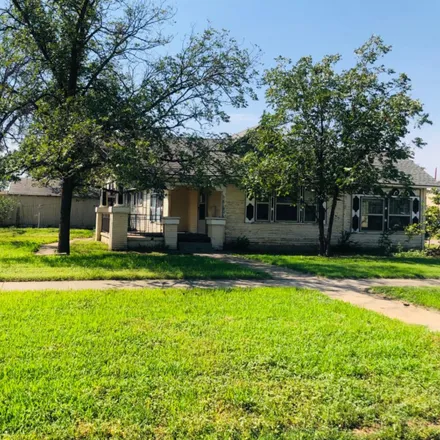 Buy this 2 bed house on 599 Oakland Street in Plainview, TX 79072
