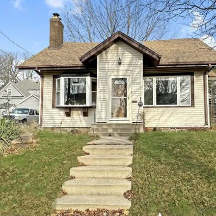 Buy this 3 bed house on 872 West Pleasant Street in Freeport, IL 61032