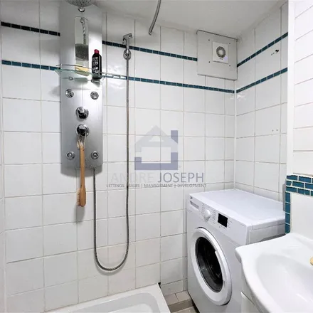 Image 1 - Vale Royal House, Charing Cross Road, London, WC2H 0BU, United Kingdom - Apartment for rent
