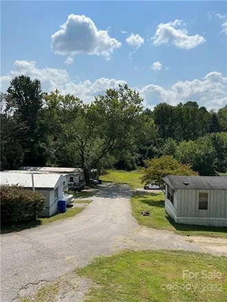 Buy this 8 bed duplex on 652 Sand Hill Road in Malvern Hills, Asheville