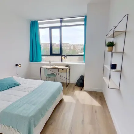 Rent this 1 bed apartment on 2 Avenue Sainte-Anne in 92600 Asnières-sur-Seine, France