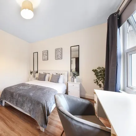 Rent this 1 bed room on 107 Seaford Road in London, W13 9HS