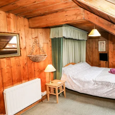Rent this 4 bed townhouse on Alnwick in NE66 1UZ, United Kingdom