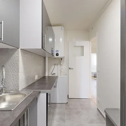 Rent this 4 bed apartment on 29 Rue Henri Martin in 94200 Ivry-sur-Seine, France