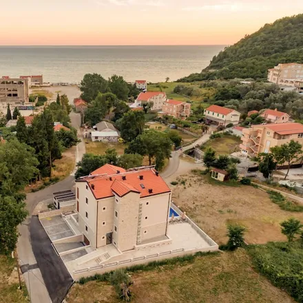 Image 9 - Petrovac na Moru, Budva Municipality, Montenegro - Apartment for rent
