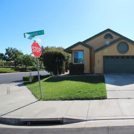 Rent this 3 bed house on 900 Bluewater Drive in Vacaville, CA 95688