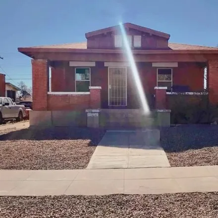 Rent this 2 bed house on 3716 Jackson Ave in El Paso, Texas