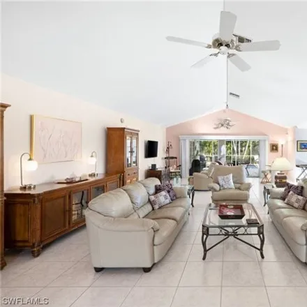 Image 3 - Southwest 4th Place, Cape Coral, FL 33902, USA - House for sale