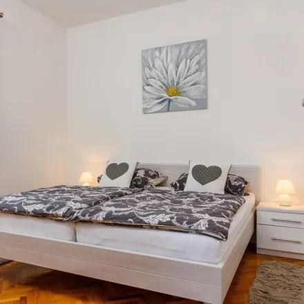 Rent this 3 bed apartment on 21214 Grad Kaštela