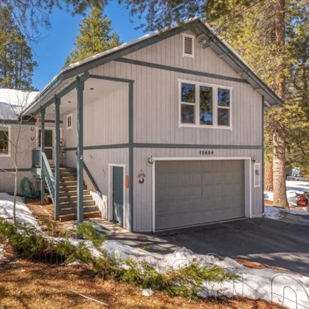 Image 2 - 12720 Pine Forest Road, Truckee, CA 96161, USA - House for sale