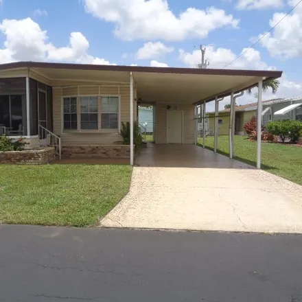 Buy this 2 bed house on 3029 Longview Lane in Lake Arrowhead, Lee County