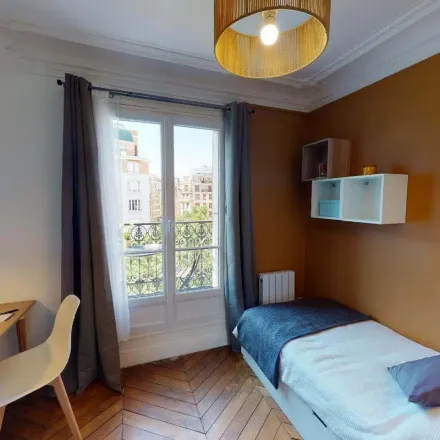 Image 5 - 5 Rue Ruhmkorff, 75017 Paris, France - Apartment for rent