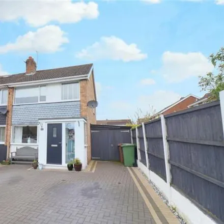 Buy this 3 bed duplex on 42 Pleasington Close in Oxton, CH43 9HN