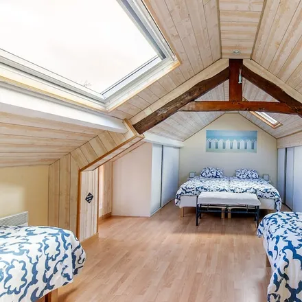 Rent this 3 bed house on 14990 Bernières-sur-Mer