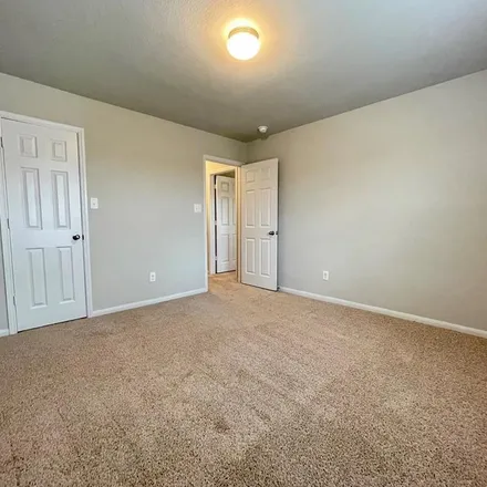 Rent this 3 bed apartment on Lark Sky Way in Harris County, TX 77377