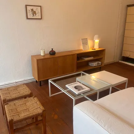 Rent this 2 bed apartment on Fahrschule Colibri in Brunnenstraße 27, 10119 Berlin