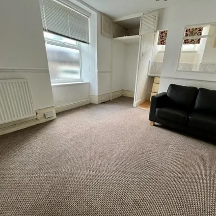 Rent this studio apartment on Banx in The Terrace, Torquay