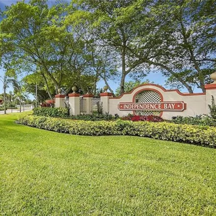 Image 2 - 2132 Congressional Way, Lakeview, Deerfield Beach, FL 33442, USA - Condo for sale