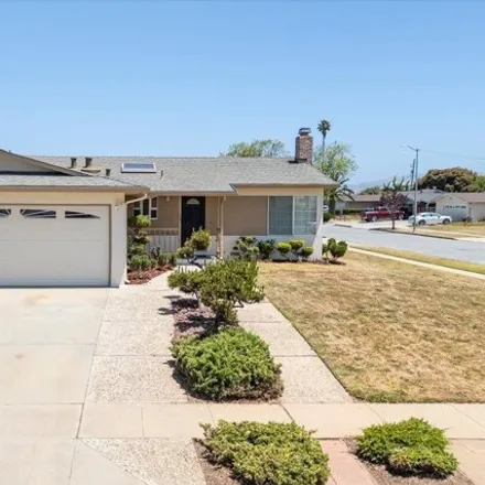 Buy this 3 bed house on 521 Sutter St in Salinas, California