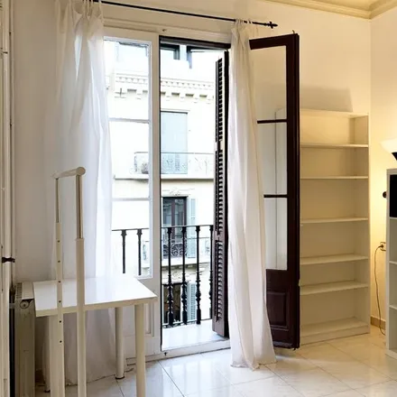 Rent this 3 bed room on Carrer de Girona in 4, 08009 Barcelona
