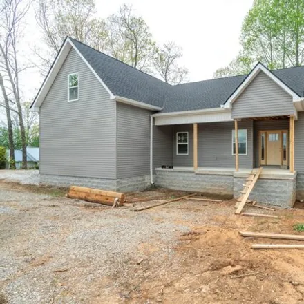 Buy this 4 bed house on 1172 Old Kentucky Road in Darkey Springs, White County
