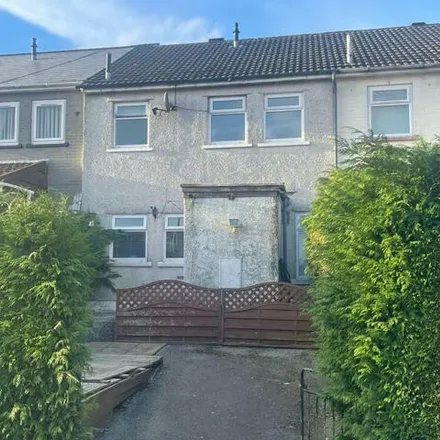 Image 3 - Llys Onnen, Ebbw Vale, NP23 6WG, United Kingdom - Townhouse for sale