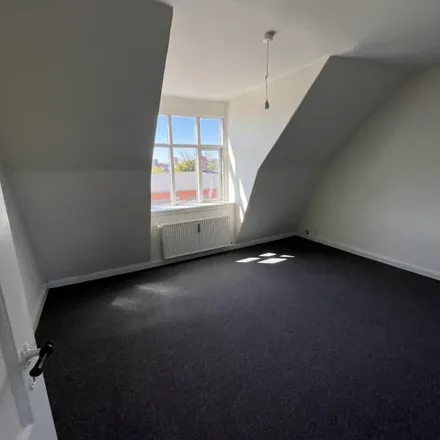 Rent this 4 bed apartment on Dehnsvej 7 in 4700 Næstved, Denmark