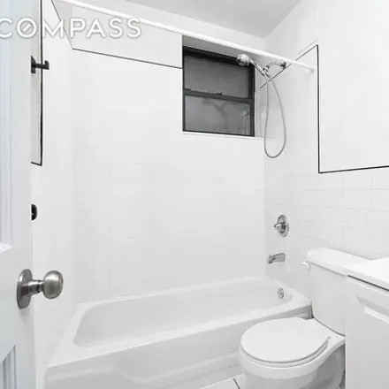 Image 6 - 169 Mulberry Street, New York, NY 10013, USA - House for rent