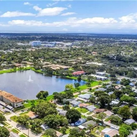 Buy this 1 bed condo on 3838 13th Avenue North in Saint Petersburg, FL 33713