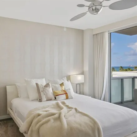 Buy this 1 bed condo on Boulan South Beach in Collins Avenue, Miami Beach