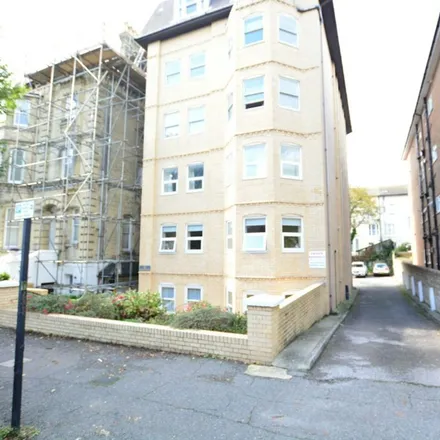 Rent this 1 bed apartment on King's Gardens in Hove, BN3 2PG