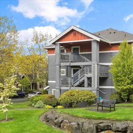 Buy this 2 bed condo on 1646 25th Place Northeast in Issaquah, WA 98029