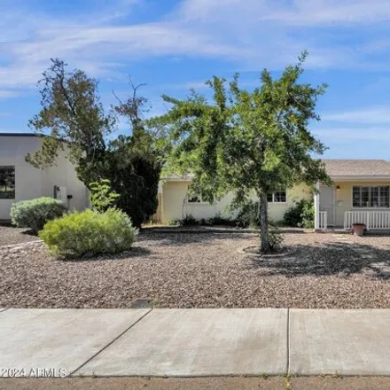 Buy this 3 bed house on 925 West Howe Street in Tempe, AZ 85281