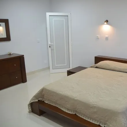 Rent this 2 bed house on Estrada Padre Alfredo Vieira de Freitas in 9100-070 Santa Cruz, Madeira