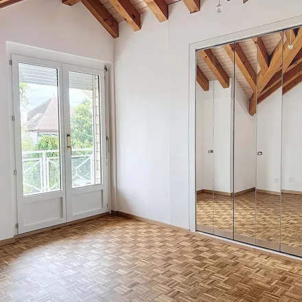 Rent this 1studio apartment on Chemin de la Ceriseraie 11 in 1226 Thônex, Switzerland