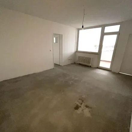 Rent this 3 bed apartment on Zum Heidgarten 1 in 38448 Wolfsburg, Germany