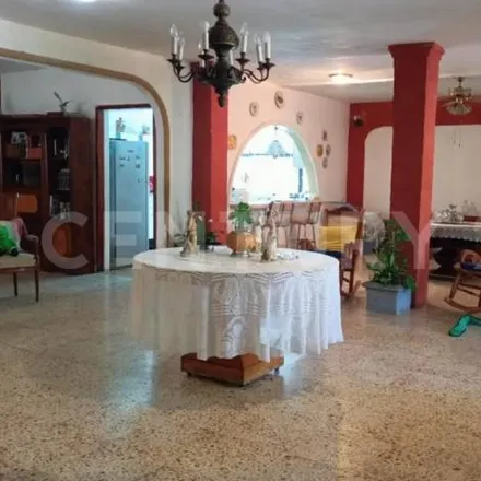 Buy this 6 bed house on Calle 5 de Mayo in 62790 Chiconcuac, MOR