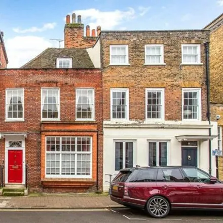 Rent this 4 bed townhouse on Long Walk Gate in 7 Park Street, Windsor