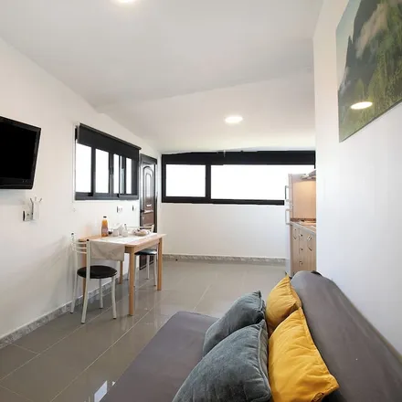 Rent this 1 bed house on DISA ICOD DE LOS VINOS in Avenida Príncipe de España, 40